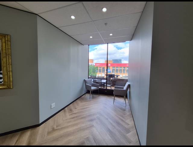 31M² OFFICE TO LET IN SANDTON CENTRAL